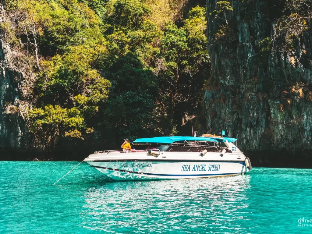 Speedboat Adventures